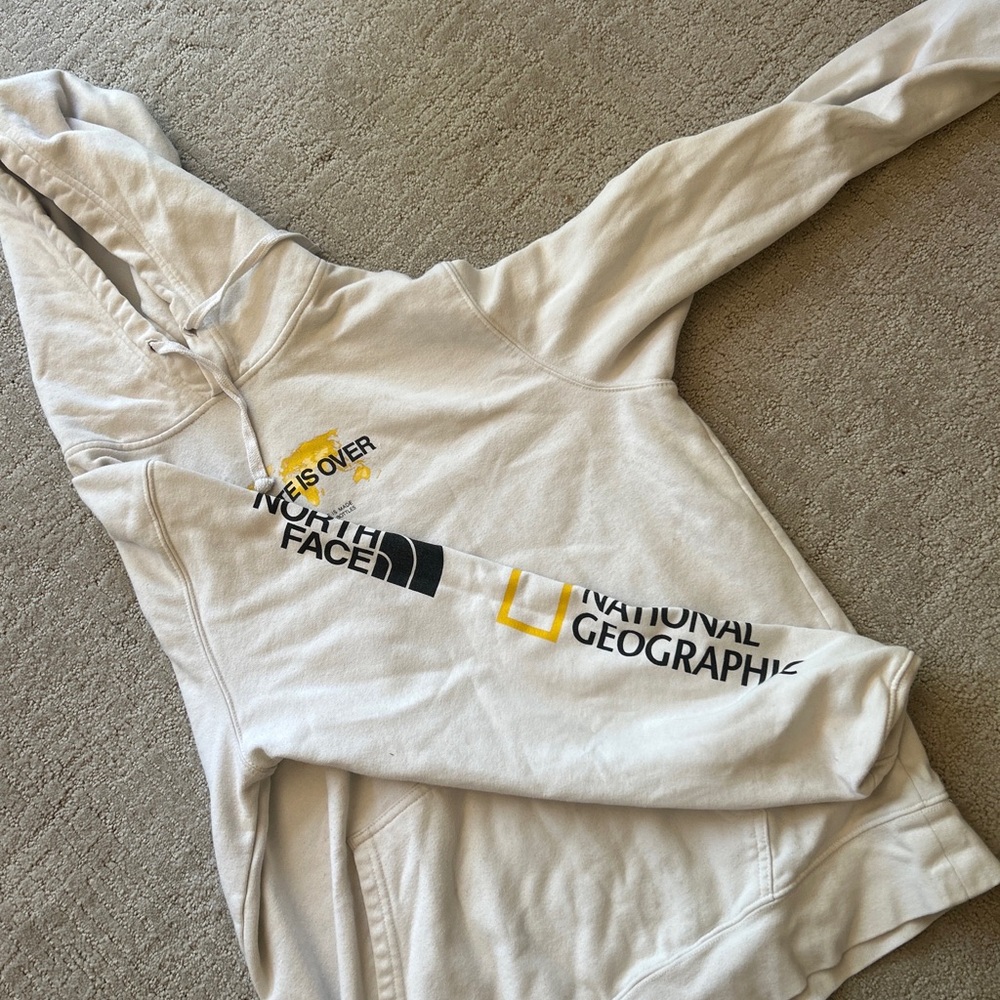 North face nat geo waste is over size large